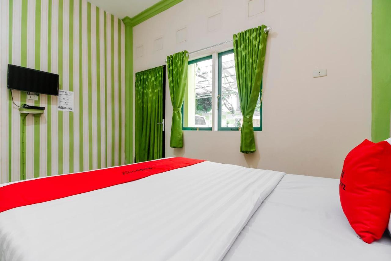 Oyo 2186 Esbe Hotel Syariah Tanjung Pandan Extérieur photo