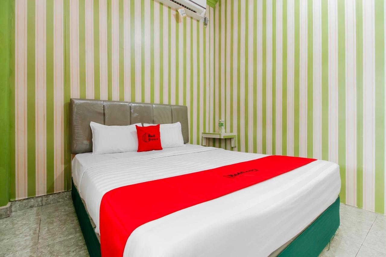 Oyo 2186 Esbe Hotel Syariah Tanjung Pandan Extérieur photo