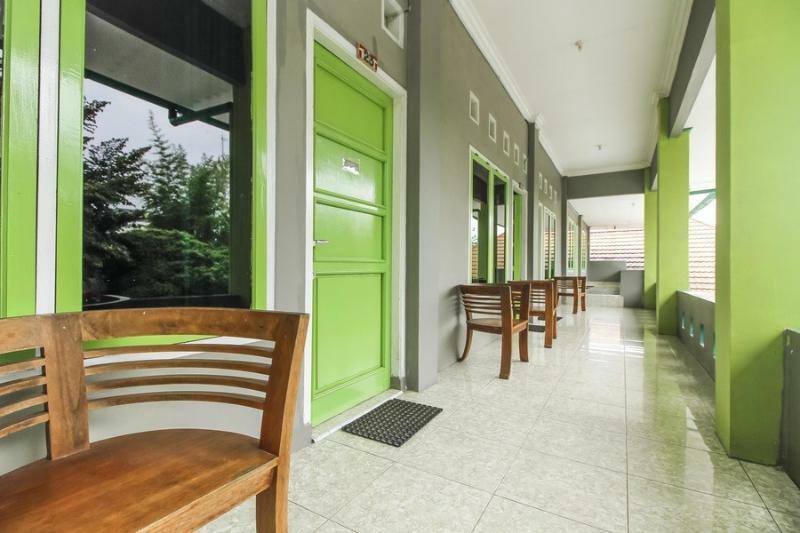 Oyo 2186 Esbe Hotel Syariah Tanjung Pandan Extérieur photo