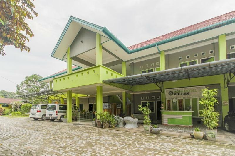 Oyo 2186 Esbe Hotel Syariah Tanjung Pandan Extérieur photo