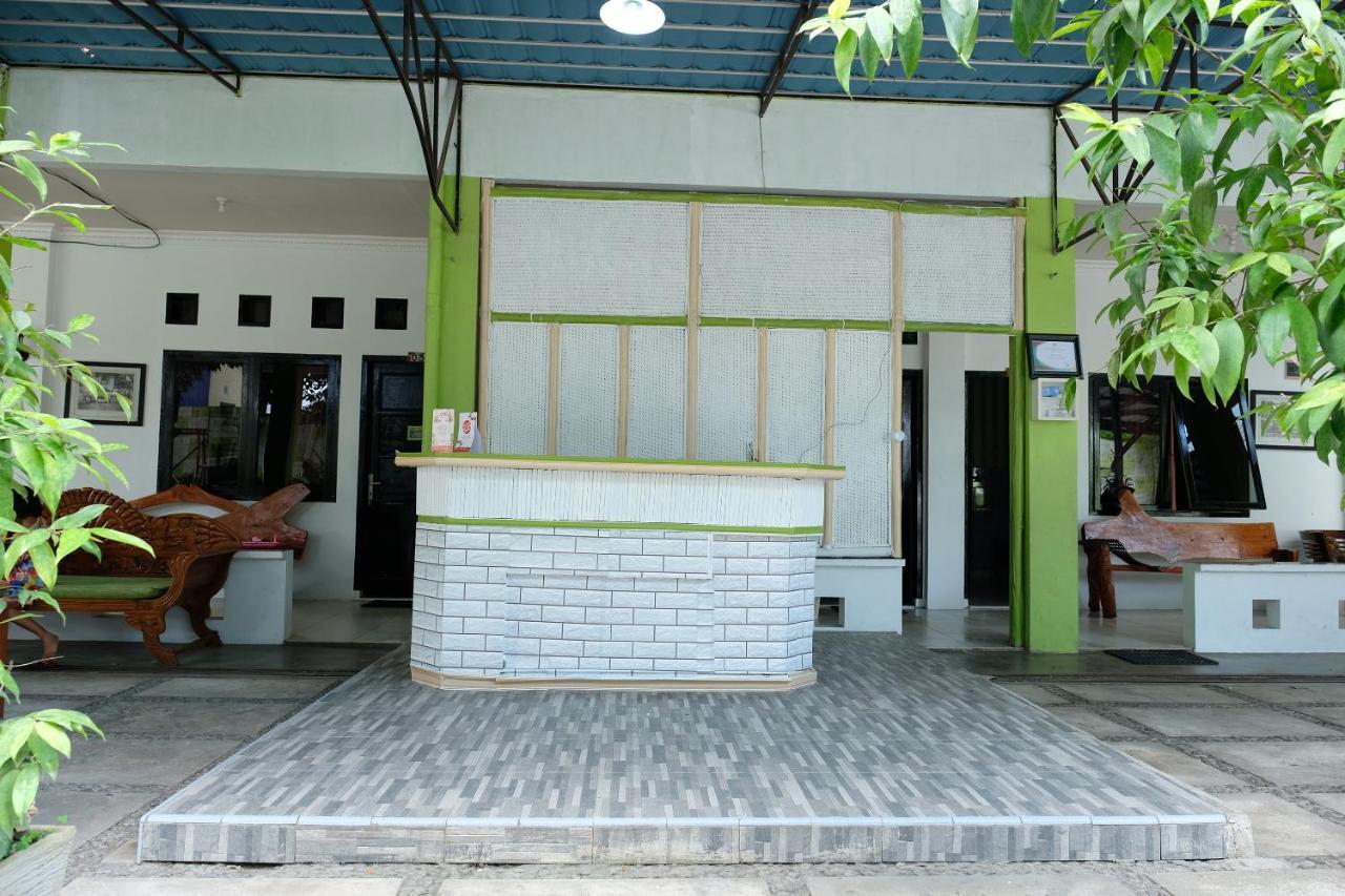 Oyo 2186 Esbe Hotel Syariah Tanjung Pandan Extérieur photo