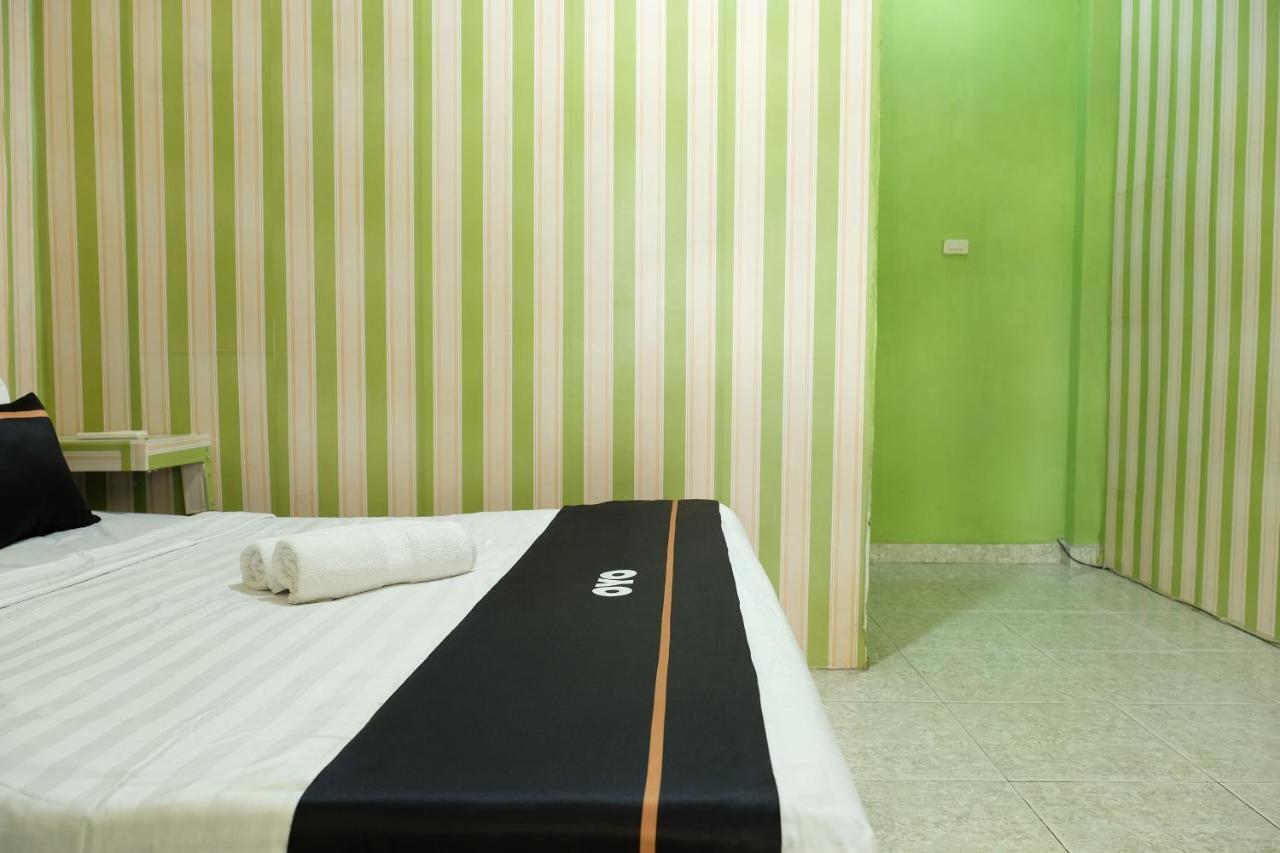 Oyo 2186 Esbe Hotel Syariah Tanjung Pandan Extérieur photo