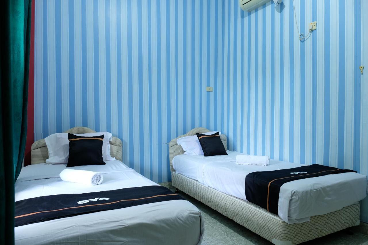 Oyo 2186 Esbe Hotel Syariah Tanjung Pandan Extérieur photo