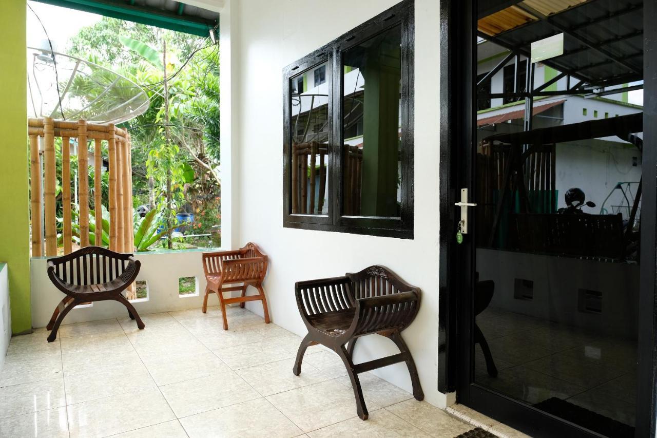 Oyo 2186 Esbe Hotel Syariah Tanjung Pandan Extérieur photo